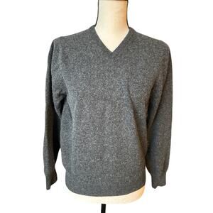 Zara Women's Medium Gray V-Neck Pullover Wool Blend Sweater Long Sleeve